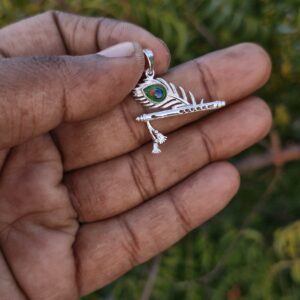 Krishna Flute Pendant (2.75 gms)